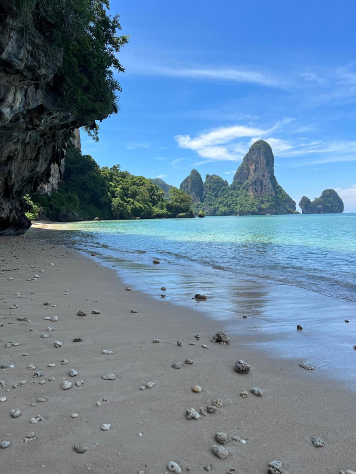 Dream Valley Resort, Tonsai Beach Exterior photo