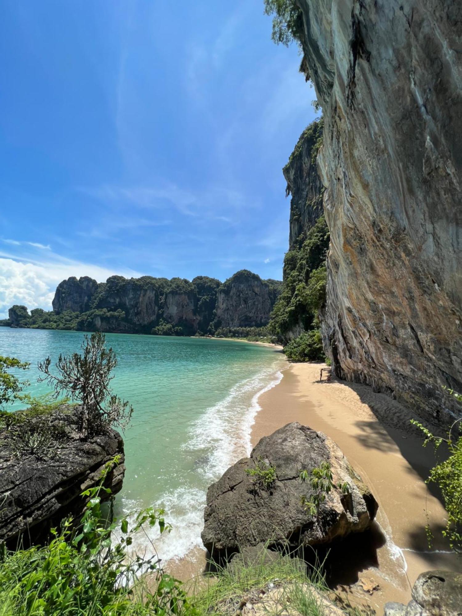 Dream Valley Resort, Tonsai Beach Exterior photo