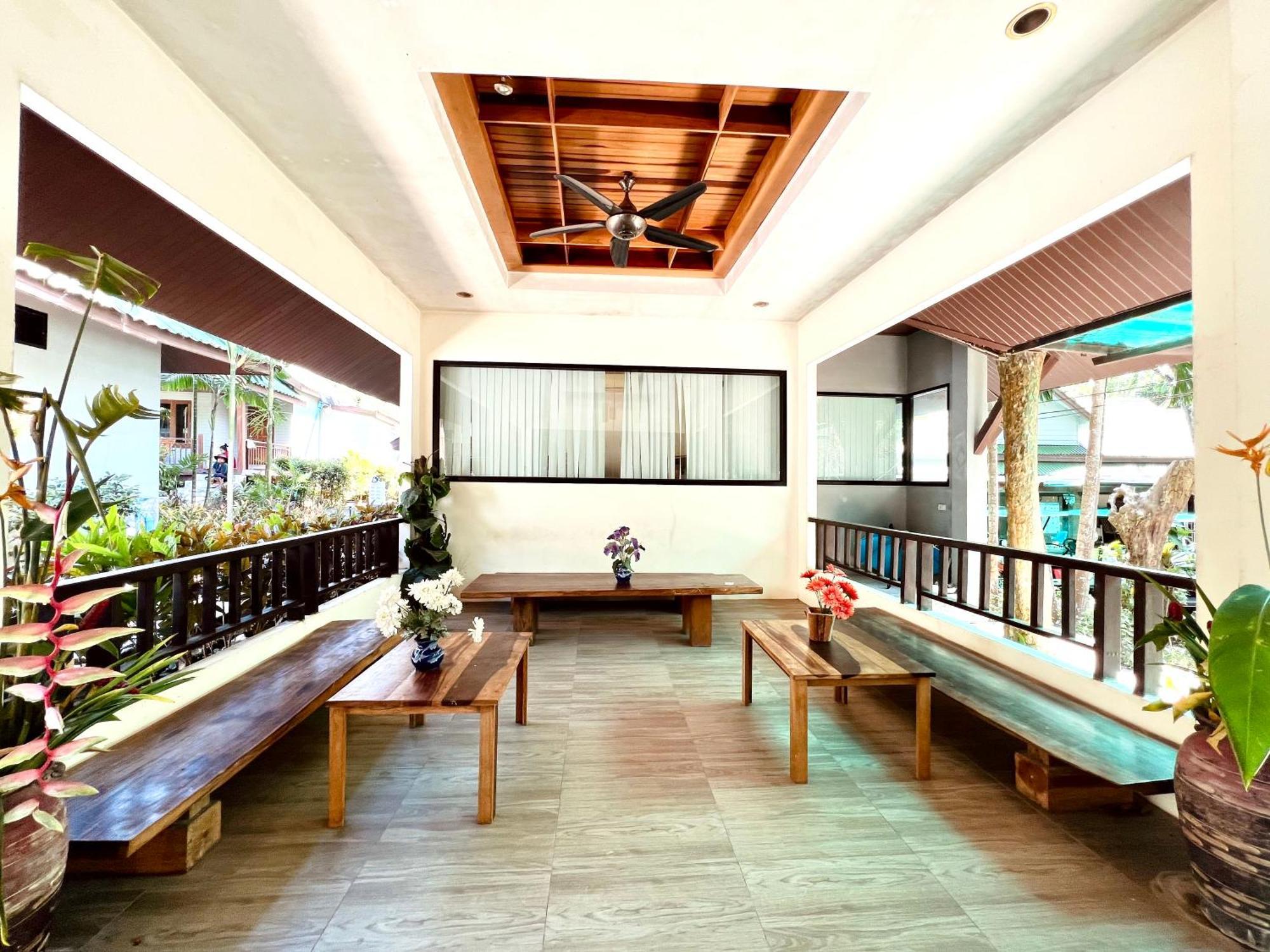 Dream Valley Resort, Tonsai Beach Exterior photo