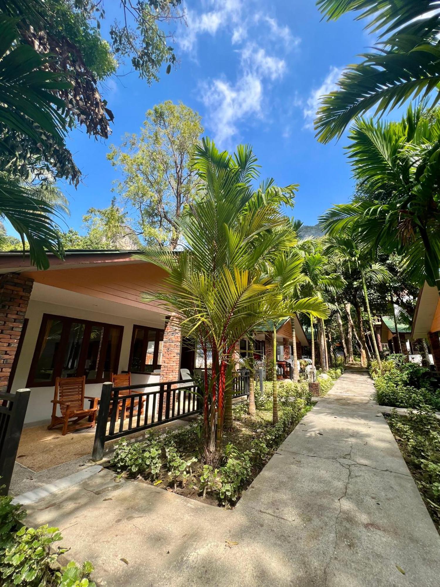 Dream Valley Resort, Tonsai Beach Exterior photo